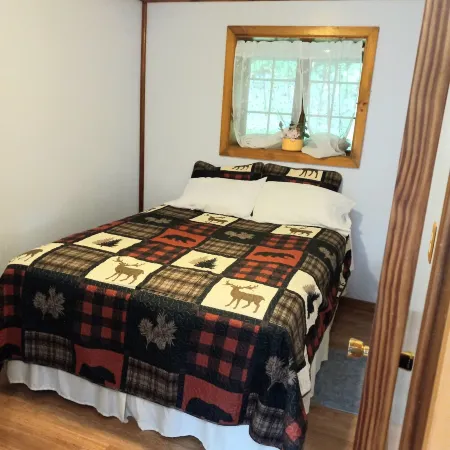 Perfect for Baseball Families, Only Minutes to the Fields But Quiet and Serene.
