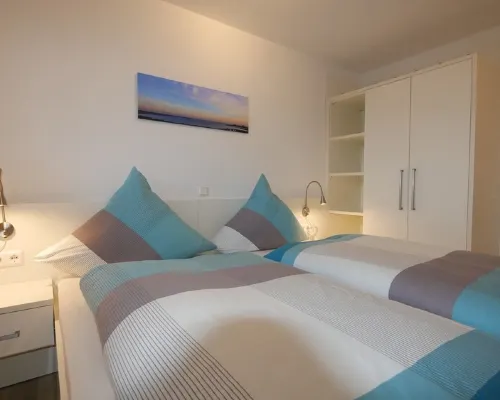 APARTMENT 2 - 2 ROOMS ON THE 1ST FLOOR Hotele w: Norderney