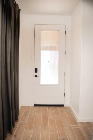 Luxurious 2BR/2BA Modern Getaway in Bakersfield