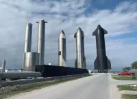 Family Escape Home w/playground 5 minutes from shopping centers & restaurants