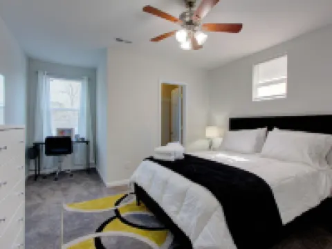 Fabulous Retreat! Centrally Located. Quiet & Cozy! Sleeps 4. Hi Sp Wifi & More. Hotel di Berkeley County