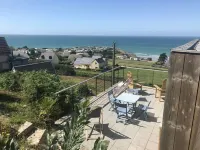 Chalet Terrasse à Flanc de Colline Avec vue mer Exceptionnelle