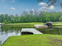 New!! Hidden Gem - Lakefront Home with Boat Dock & Private Boat Ramp