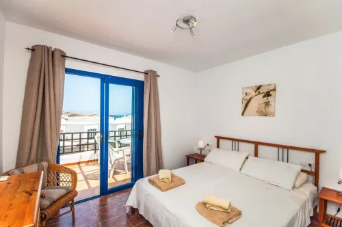 Air-conditioned Villa With Mountain Views, 300m From Coastal Path - Villa Elana