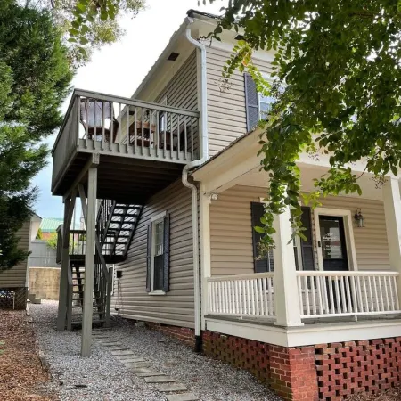 Down by the River Stay in Downtown Rome Ga