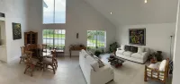 The Gaudium House Spacious, peaceful, Pool, Game room, close to attractions