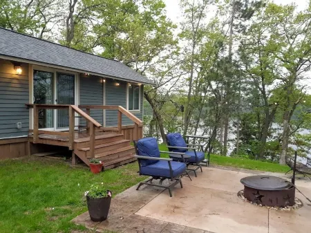 Lone Birch Cabin on Lake Wissota