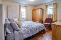 Keuka Park Charmer - walk to the lake!