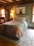 Luxury Post and Beam Barn Set On 10 Acres Hôtels à proximité de : Dutton Farm Stand