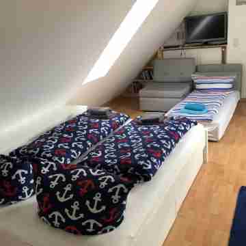 80 m from the beach, everything in view - Anchorage vacation apartment Rooms