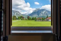 Birkeneck 2 (1st floor), castle view dream holiday apartment