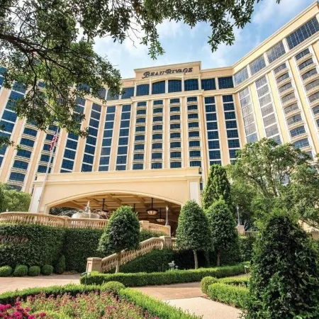 Near Biloxi Beach & One Block to Casinos with a Balcony! Biloxi Romance -1Br/1BA