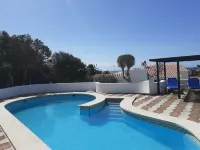3min. Walk to the beach, Villa Bini Perla, sea view, sunny, quiet location Hotels in Binibeca