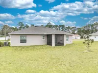 Coastal Gem:  Spacious 3-BA/2BR, Kids Zone Smart Home , Close to the beach!