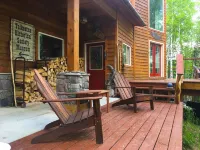 The Rusty Salmon Lake House with Deck, Dock, Canoe and Kayaks