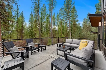 The Drift: Luxury Cabin in Garden Valley - Sleeps 11