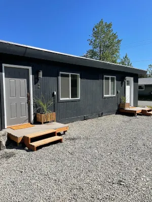 Sunny apartment in the heart of Kenai