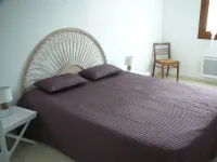 Beautiful apartment The Park- T3 Sea view and Feet in the water- Wifi Hotels near Lavandou Plongee