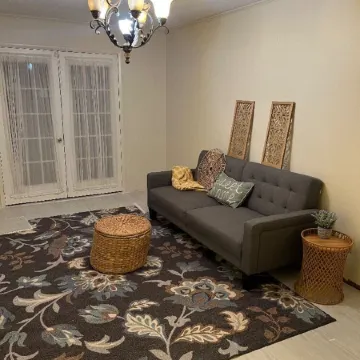 Beautiful Single Family 3 bedroom Home