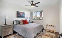 Charming Condo, Walk to Old Town