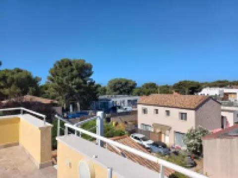 Superbe T2 Neuf à Carry le Rouet Avec Toit Terrasse Privatif