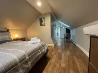 Cute & Cozy Providence Studio!