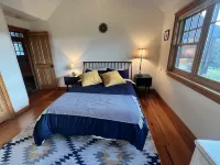 Luxury Ranch getaway with spa, pool, gym & sauna