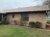 Heart of New Braunfels within minutes to Gruene, Schlitterbahn and downtown.