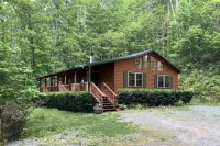 Tranquility Cabin - Your Smoky Mountains Getaway! Отели рядом с достопримечательностью «Santa's Land Fun Park & Zoo»