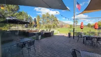Peaceful Flagstaff Condo only minutes to most attractions! - Balkon