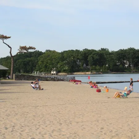 Serene Upstairs Apt. Walk to Town, Train, & Beach Ferry! Off-Street Parking.