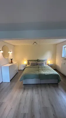 Apartment Schlossblick Cozy modern apartment with terrace and view Hotels in Heiligenstadt