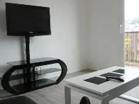 Beautiful 2 room apartment redone on the last floor with terrace in the small marsh of Nice