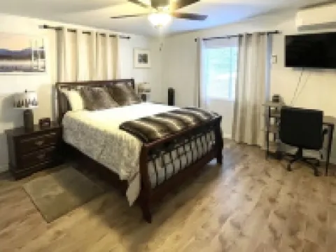 Family and Dog friendly Cabin in Payson close to town, parks, hiking trails Hotels in Payson