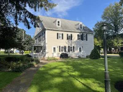 Historical Home in downtown Homer Hotel in zona Song Mountain