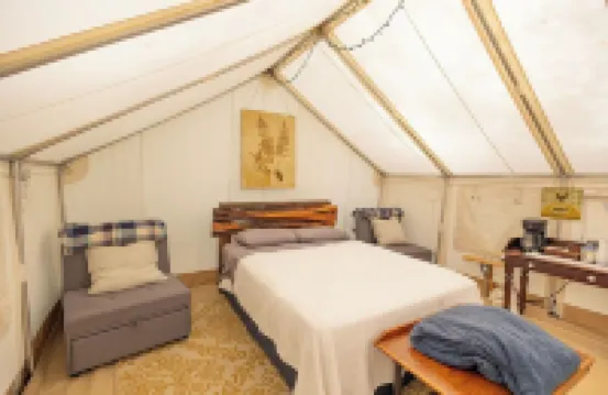 Pap's Glamp on Lake Hartwell