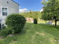 Cedar Valley Cottage- 3bed 2 ba near King University Hotels near King University