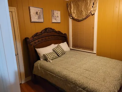 4. Spacious historic home in Lake Guntersville
