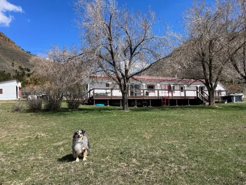 Cozy cabin in the heart of off-road heaven! Bring your SxS's and sunscreen!