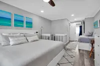 Beachside! Jacksonville Beach Condo-Close to Mayo Clinic