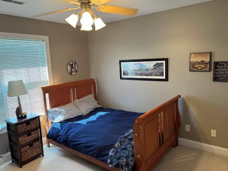 Safe & Spacious 3BR/3BA family and pet friendly home near TBK sports complex