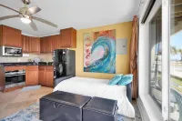 FUN IN THE SUN!!!! - BEACH FRONT- Close to Mayo Clinic