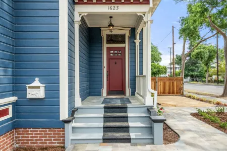 Historic Home in Downtown Oroville