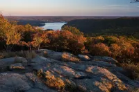 Charming 2 Bed backyard guesthouse close to Peekskill, WestPoint, & trails.