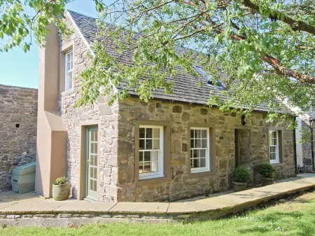 The Arns Cottage is a traditional stone built, cosy and luxurious retreat.