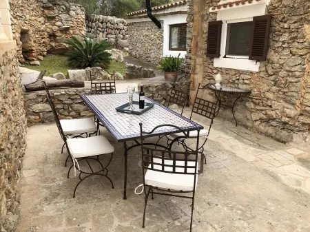 Cozy finca for 6 (+ 1) people in Es Carritxo / near Cala d'Or Отели рядом с достопримечательностью «Castillo de Santueri»