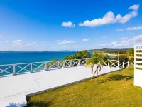413 Hamahiga Hotel＆Cafe Hotels in Uruma