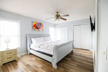 "Suite 100" is a Cozy 3-bedroom townhome in charming Madison AL "100% Like Home"