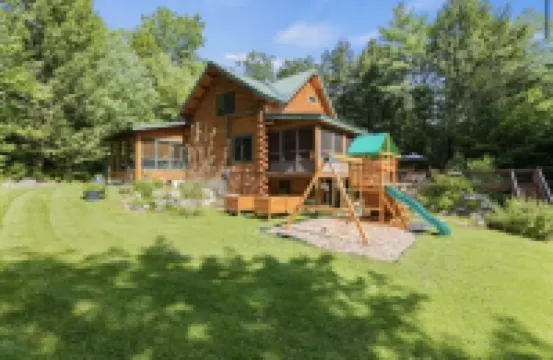 Paradise in the Lakes Region