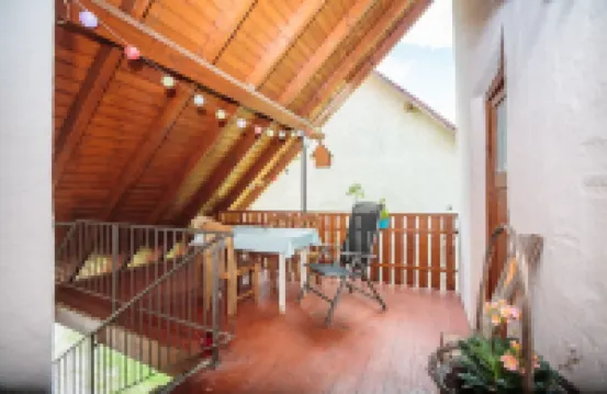 Bright apartment "In the Green" for 6-8 people near Lake Constance
